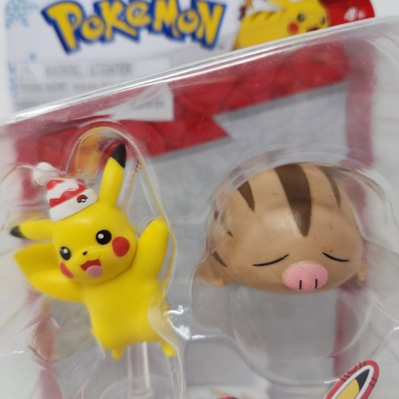 Pokemon Battle Feature Pack Pikachu w/ Santa Hat and Swinub Figures - Picture 2 of 9